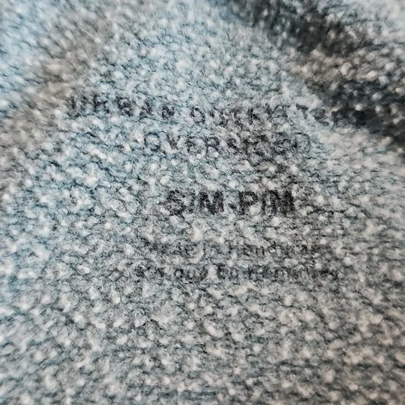 Urban Outfitters - Textured Sweater - Picture 2 of 6